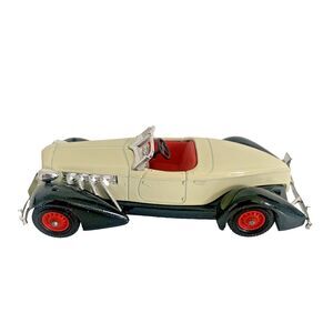 Matchbox Models of Yesteryear Y-19 1935 Auburn 851 Die-Cast Vintage Car in Box